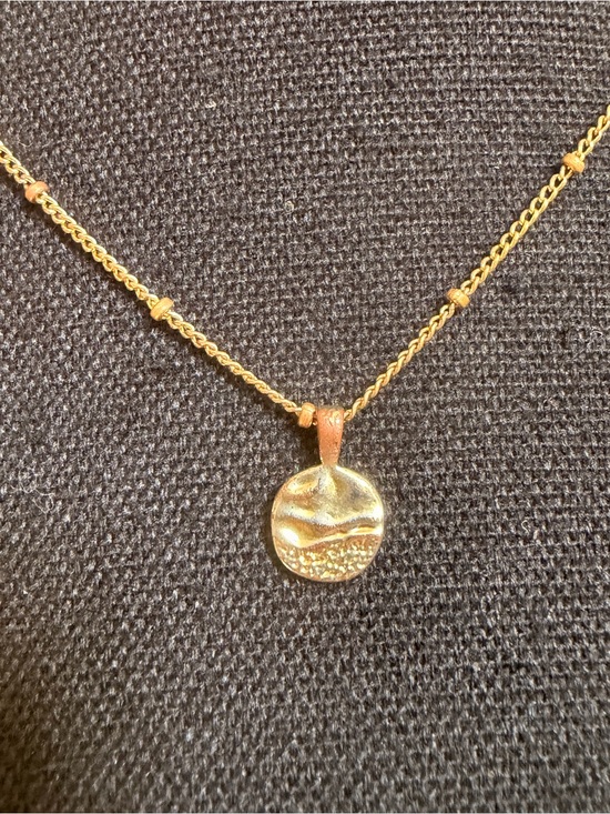 Gorjana Jewelry - Gorjana Gold Textured Disc Necklace